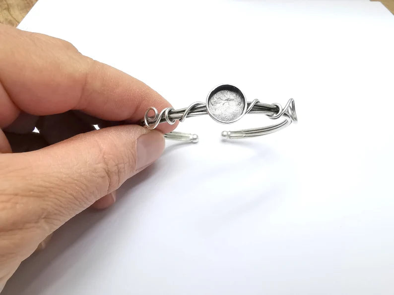 Wire Wrapped Bracelet Bezel, Wrap Cuff Resin Blank, Wristband Base, Cabochon Mountings, Adjustable Antique Silver Plated Brass (12mm) G34863