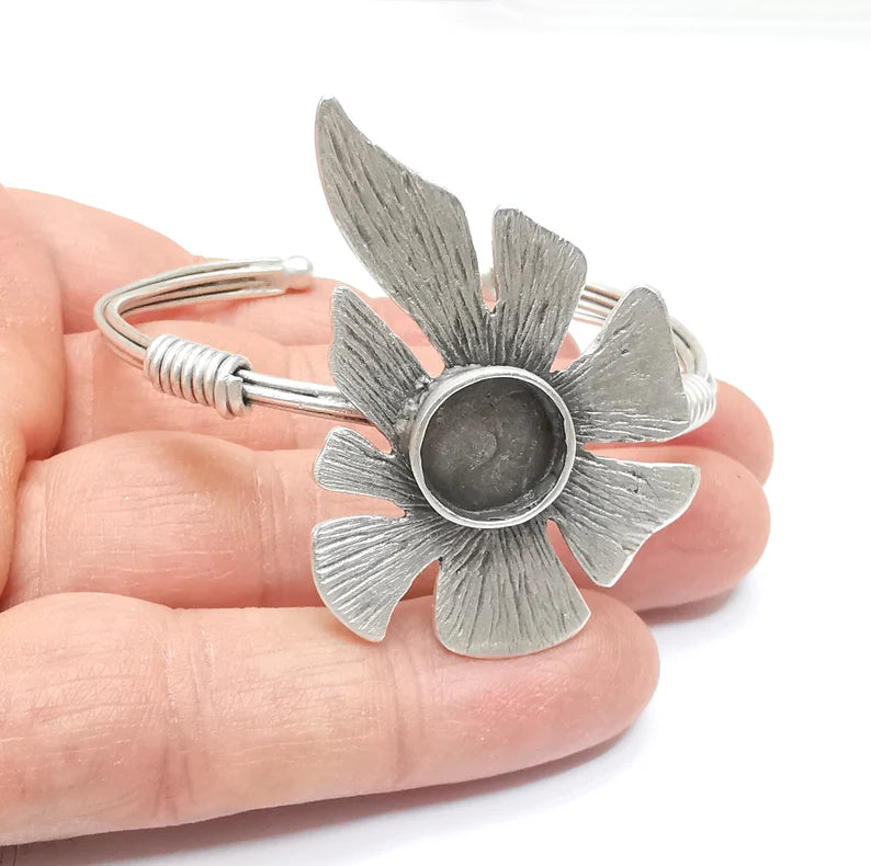 Leaf Wire Wrapped Bracelet, Bangle Bracelet Bezel, Cuff Resin Blank, Wristband Cabochon Base, Adjustable Antique Silver Brass (12mm) G34864