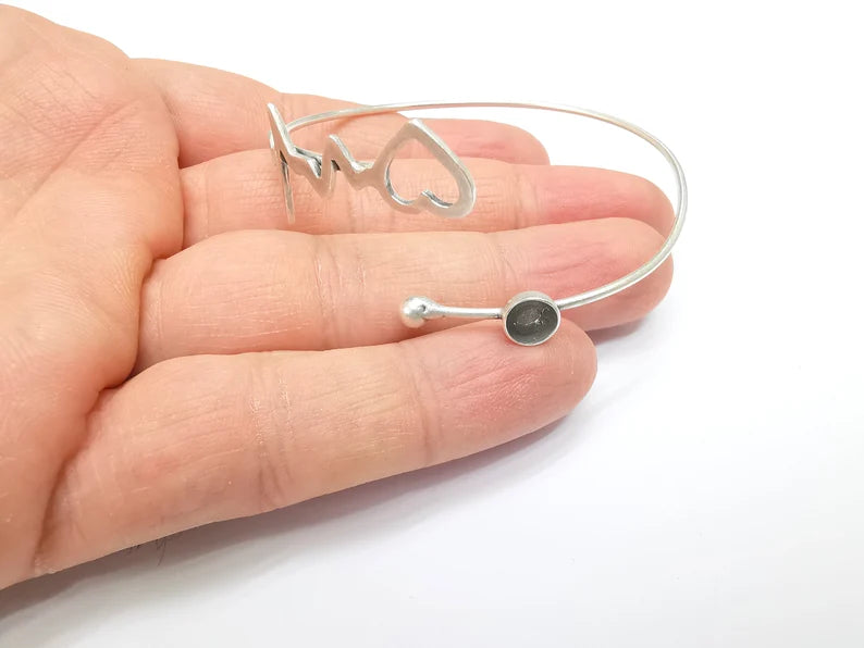 Heart Beat Bracelet Bezel, Pulse Cuff Resin Blank, Wristband Cabochon Base, Cabochon Mountings, Antique Silver Plated Brass (6mm) G34868