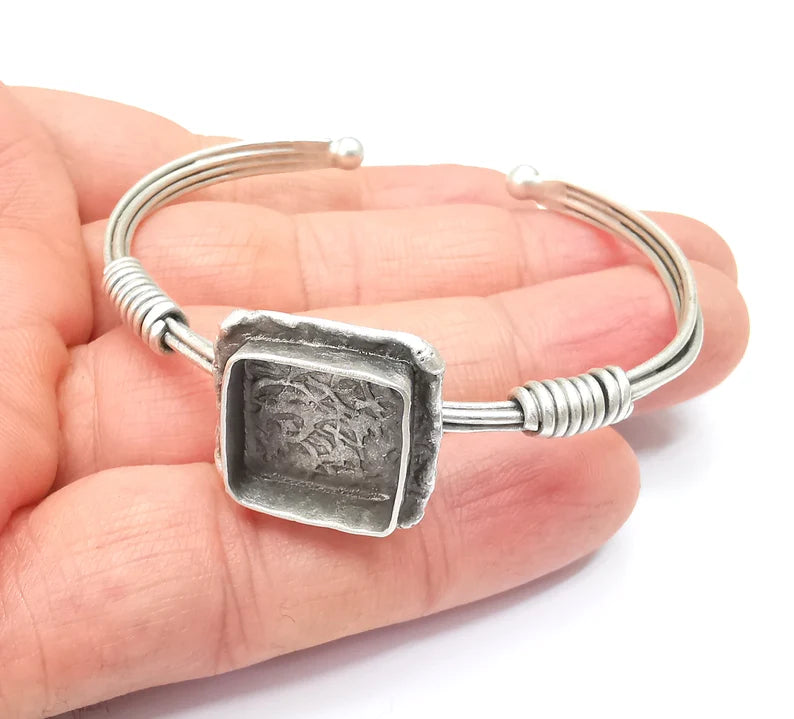 Wire Wrapped Bracelet, Bangle Bracelet Bezel, Wrap Cuff Resin Blank, Wristband Cabochon Base, Adjustable Antique Silver Brass (15mm) G34870