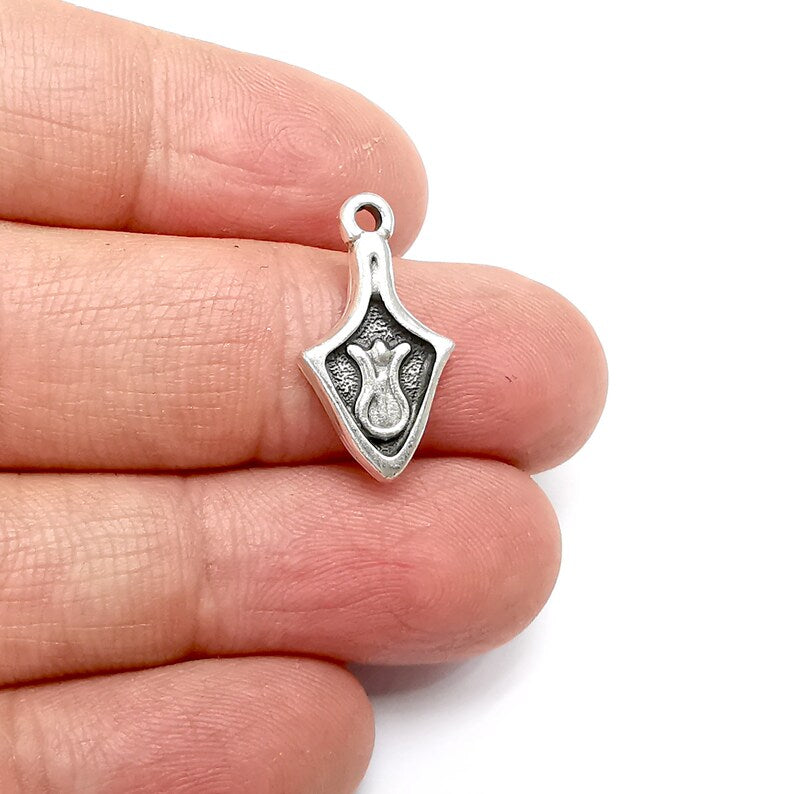 5 Tulip Charms, Antique Silver Plated Charms (22x12mm) G34749