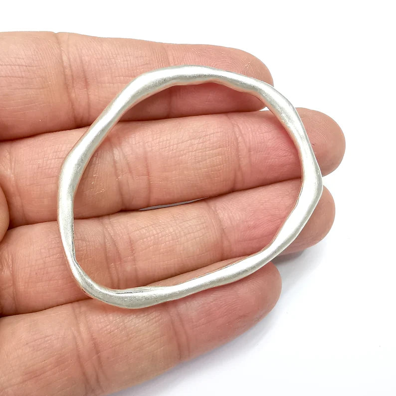 Oval Hoop Jewelry Connector Findings Antique Silver Plated Charms (60x48mm) G34797