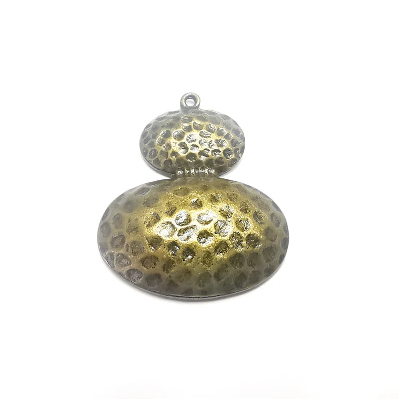 Oval Hammered Charms, Dangle Charms Antique Bronze Plated (51x41mm) G34808