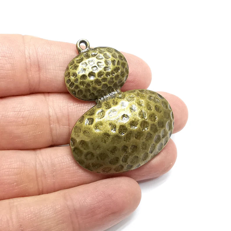 Oval Hammered Charms, Dangle Charms Antique Bronze Plated (51x41mm) G34808