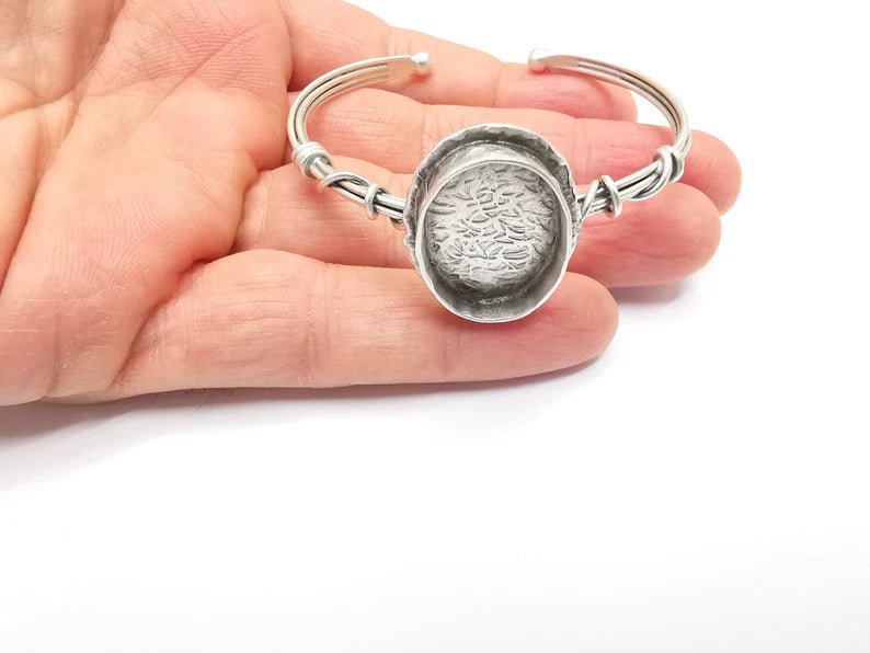 Wire Wrapped Bracelet Bezel, Wrap Cuff Resin Blank, Wristband Base, Cabochon Mounting, Adjustable Antique Silver Plated Brass 25x18mm G34890