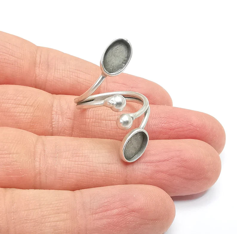 Wrap Ring Setting, Cabochon Blank, Resin Bezel, inlay Mounting, Epoxy Base, Ring Frame, Adjustable Antique Silver Plated Brass 8x6mm G34892