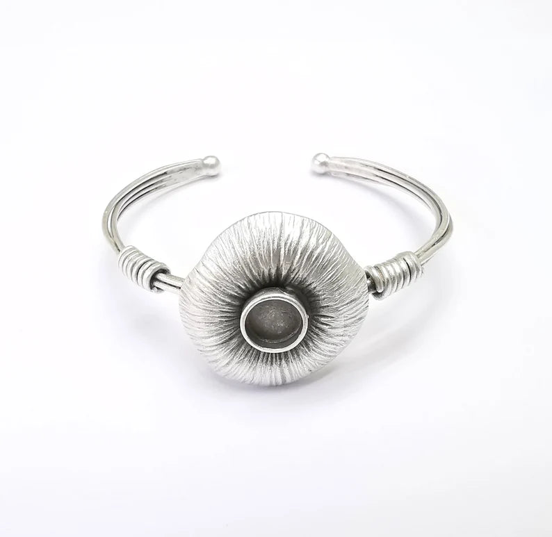 Wire Wrapped Bracelet Bezel, Wrap Cuff Resin Blank, Wristband Base, Cabochon Mountings, Adjustable Antique Silver Plated Brass (8mm) G34893