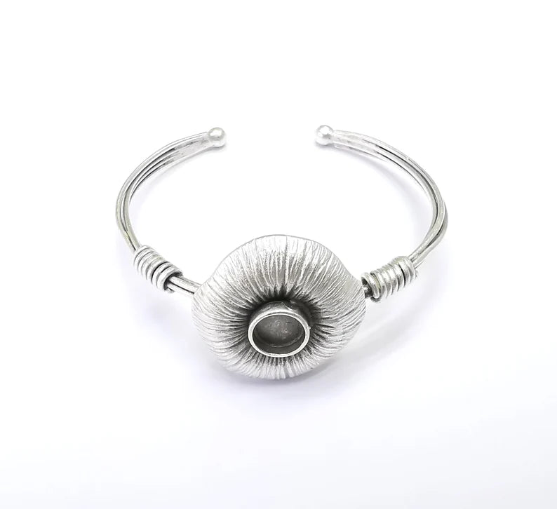 Wire Wrapped Bracelet Bezel, Wrap Cuff Resin Blank, Wristband Base, Cabochon Mountings, Adjustable Antique Silver Plated Brass (8mm) G34893