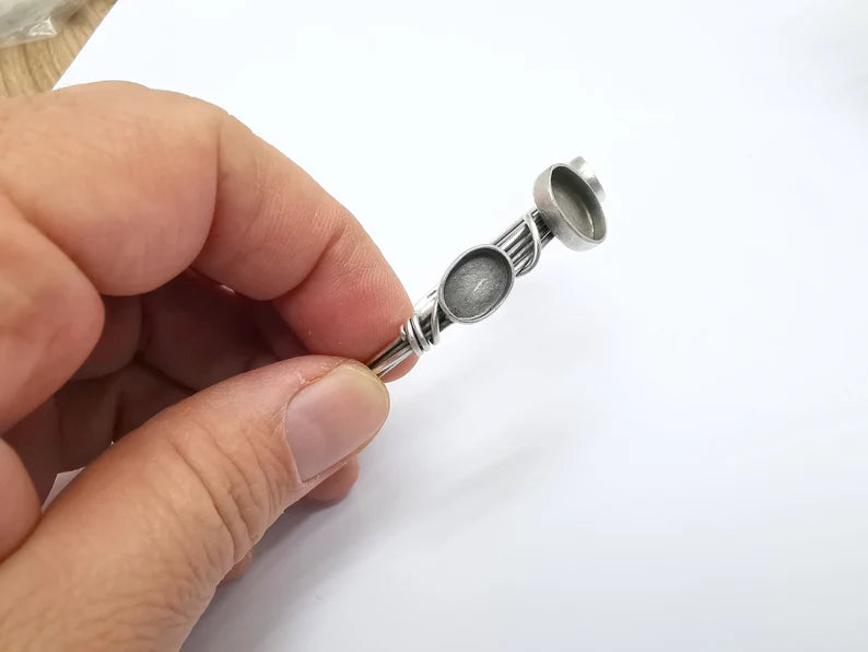 Wire Wrapped Bracelet Bezel, Wrap Cuff Resin Blank, Wristband Cabochon Base, Adjustable Antique Silver Plated Brass 13x10 and 11x8mm G34894