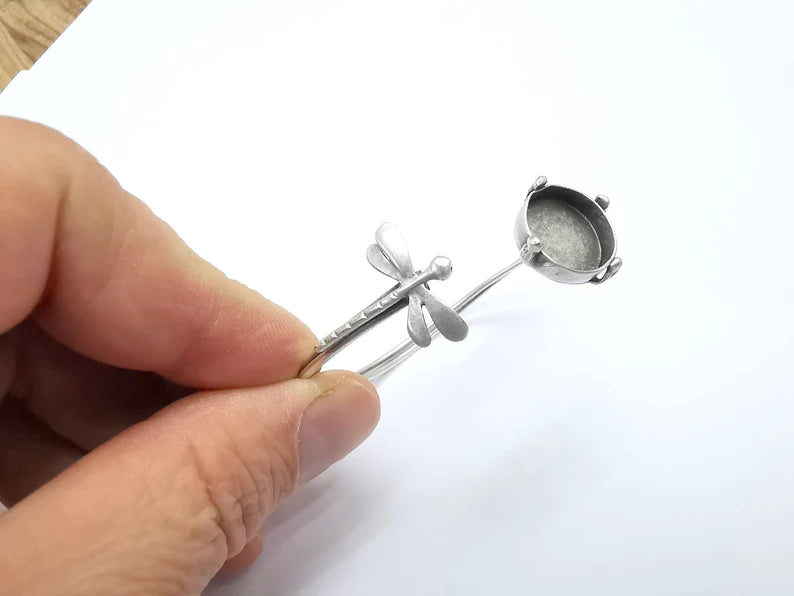 Wire Dragonfly Bracelet Bezel, Wrap Cuff Resin Blank, Wristband Base, Cabochon Mounting, Adjustable Antique Silver Plated Brass 14mm G34896