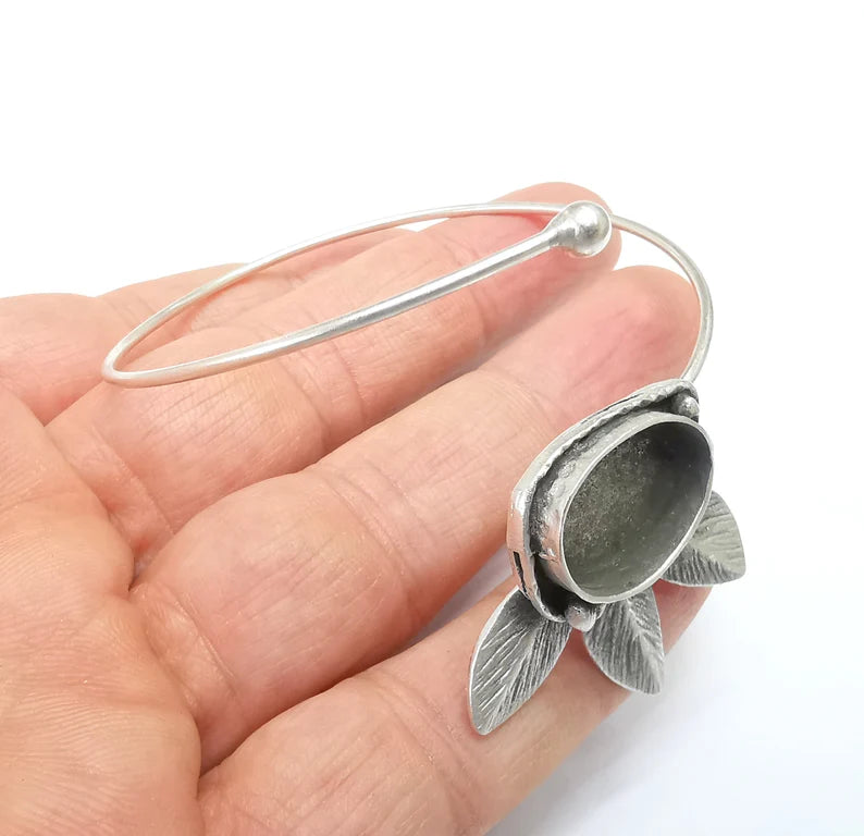 Wire Leaf Bracelet Bezel, Wrap Cuff Frame, Resin Blank, Wristband Cabochon Base, Adjustable Antique Silver Plated Brass 18x13mm G34897