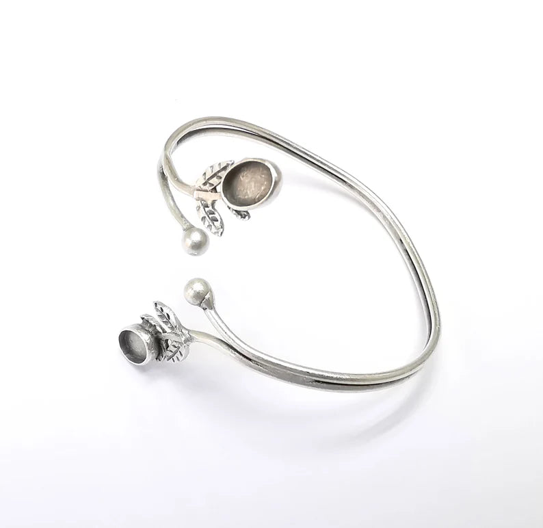 Wire Leaf Bracelet Bezel, Wrap Cuff Frame, Resin Blank, Wristband Cabochon Base, Adjustable Antique Silver Plated Brass 8x6mm G34898