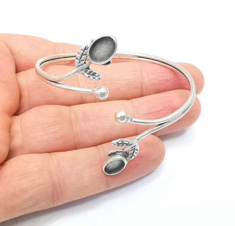 Wire Leaf Bracelet Bezel, Wrap Cuff Frame, Resin Blank, Wristband Cabochon Base, Adjustable Antique Silver Plated Brass 8x6mm G34898