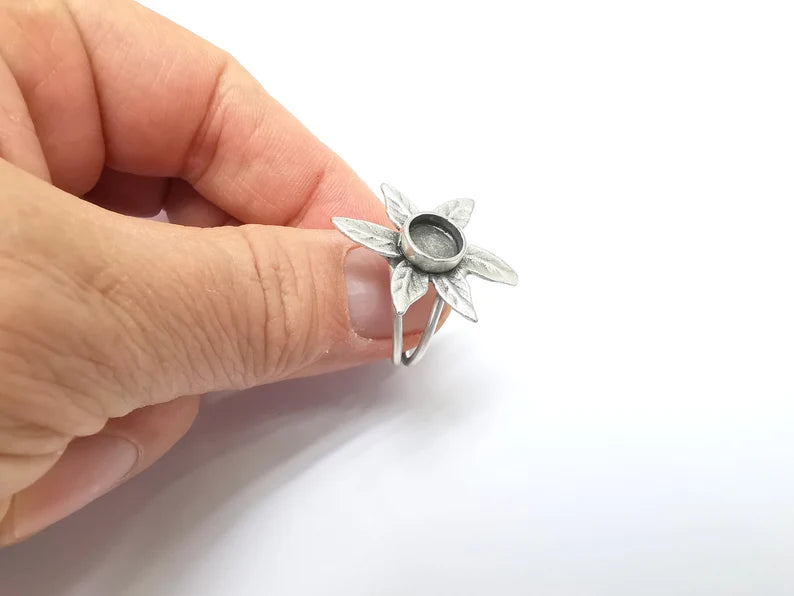 Leaf Ring Setting, Cabochon Blank, Resin Bezel, inlay Mounting, Epoxy Base, Ring Frame, Adjustable Antique Silver Plated Brass 8mm G34900