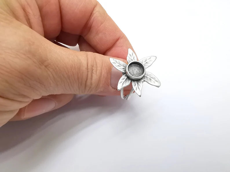 Leaf Ring Setting, Cabochon Blank, Resin Bezel, inlay Mounting, Epoxy Base, Ring Frame, Adjustable Antique Silver Plated Brass 8mm G34900
