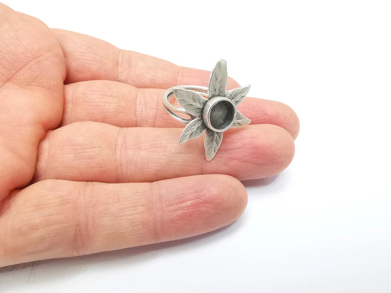 Leaf Ring Setting, Cabochon Blank, Resin Bezel, inlay Mounting, Epoxy Base, Ring Frame, Adjustable Antique Silver Plated Brass 8mm G34900