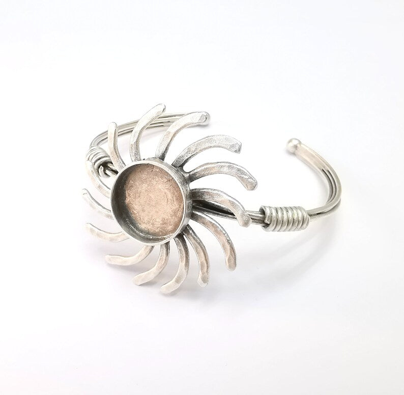 Sun Bracelet, Wire Wrapped Bracelet, Bangle Bezel, Cuff Resin Blank, Wristband Cabochon Base, Adjustable Antique Silver Brass (16mm) G34915