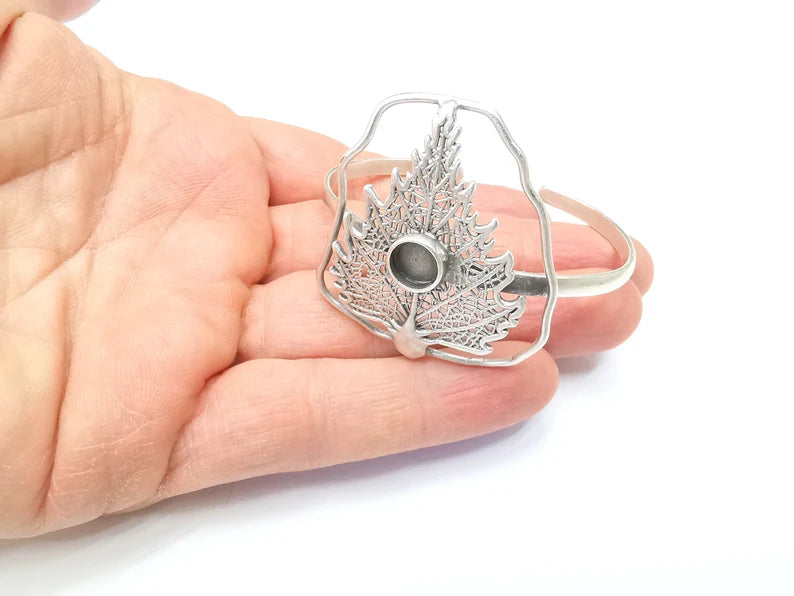 Leaf Bracelet Blank, Wire Wrapped Cuff, Bangle Bezel, Resin Blank, Wristband Cabochon Base, Adjustable Antique Silver Brass (8mm) G34920