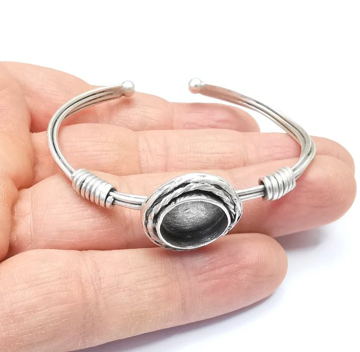 Wire Wrapped Bracelet Bezel, Wrap Cuff Resin Blank, Wristband Base, Cabochon Mountings, Adjustable Antique Silver Plated Brass (13mm) G34923