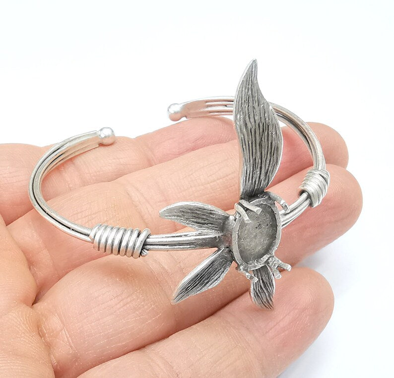 Leaf Bracelet Blank, Wire Wrapped Cuff, Bangle Bezel, Resin Blank, Wristband Cabochon Base, Adjustable Antique Silver Brass (11x8mm) G34927