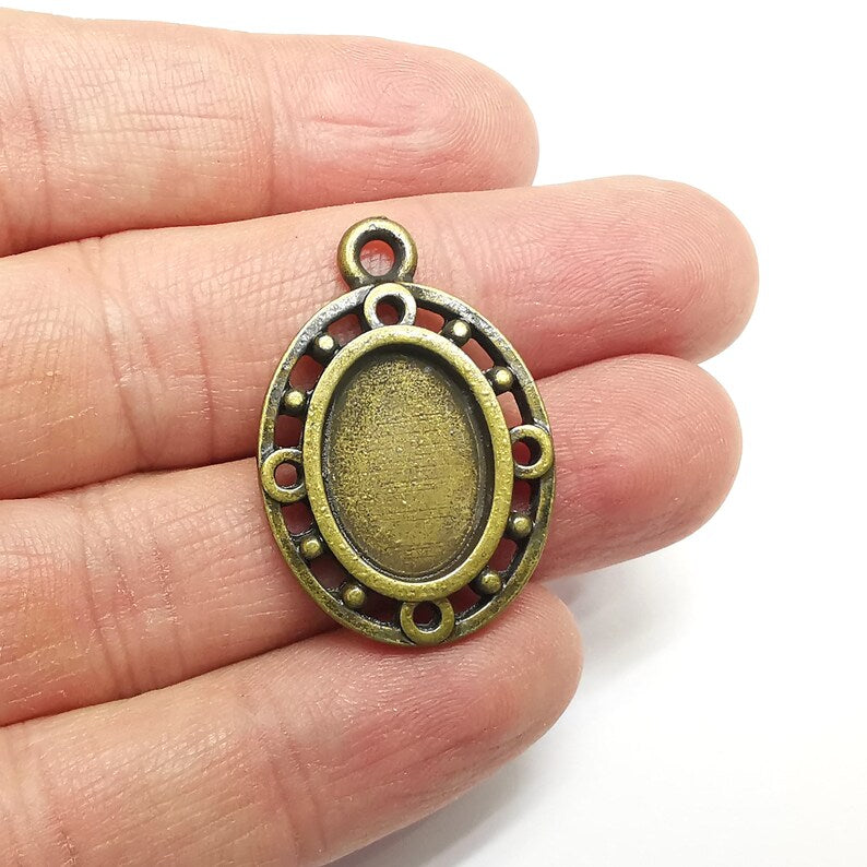 Oval Pendant Blanks, Resin Bezel Bases, Mosaic Mountings, Dry flower Frame, Polymer Clay base, Antique Bronze Plated (18x13mm) G34810