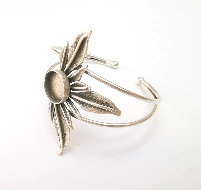 Leaf Bracelet Blank, Wire Wrapped Cuff, Bangle Bezel, Resin Blank, Wristband Cabochon Base, Adjustable Antique Silver Brass (14mm) G34935