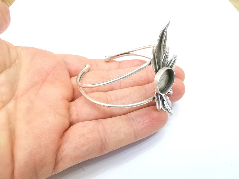 Leaf Bracelet Blank, Wire Wrapped Cuff, Bangle Bezel, Resin Blank, Wristband Cabochon Base, Adjustable Antique Silver Brass (14mm) G34935