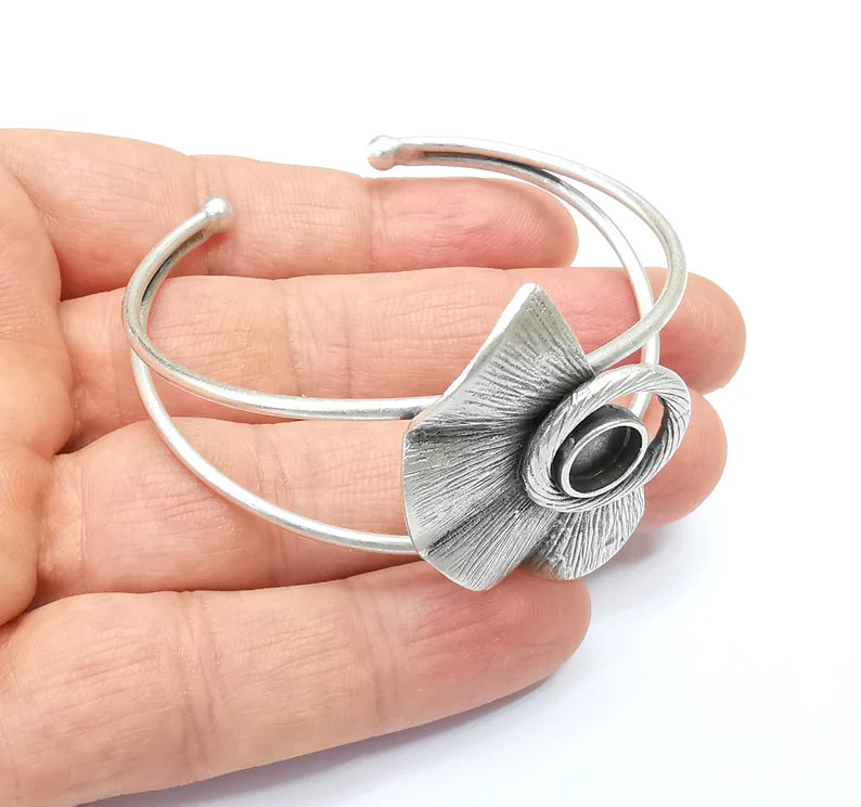 Silver Bracelet Blank, Wire Wrapped Cuff, Bangle Bezel, Resin Blank, Wristband Cabochon Base, Adjustable Antique Silver Brass (8mm) G34936