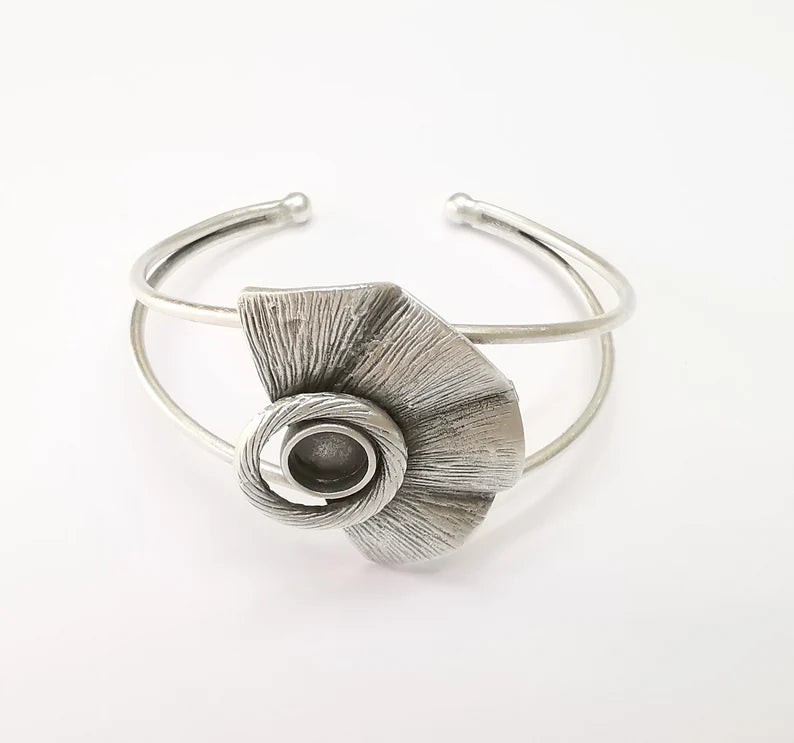 Silver Bracelet Blank, Wire Wrapped Cuff, Bangle Bezel, Resin Blank, Wristband Cabochon Base, Adjustable Antique Silver Brass (8mm) G34936