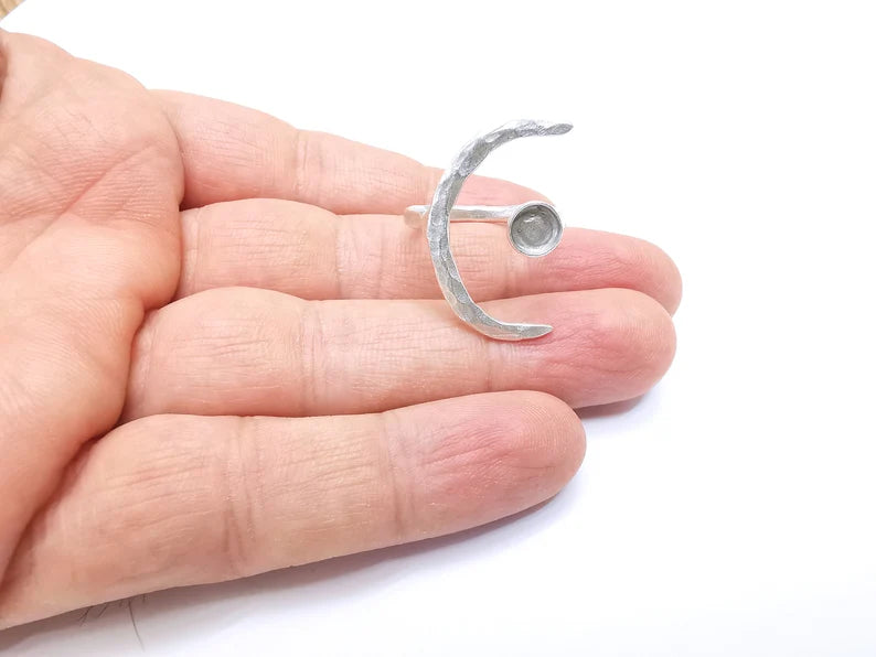 Crescent Ring Setting, Moon Ring, Celestial Ring, Cabochon Blank, Resin Bezel, Base Frame, Adjustable Antique Silver Plated Brass 6mm G34937