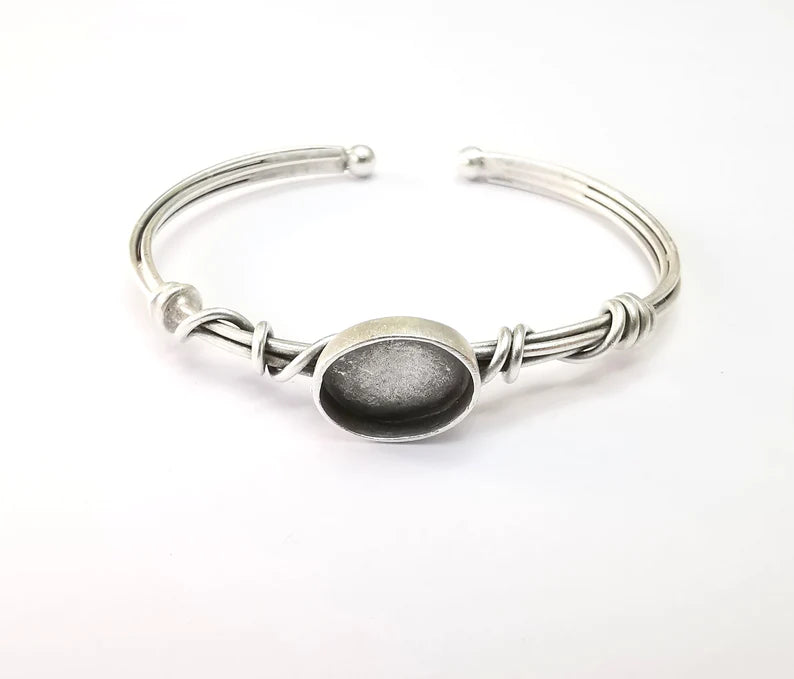 Wire Wrapped Bracelet Bezel, Wrap Cuff Resin Blank, Wristband Base, Cabochon Mounting, Adjustable Antique Silver Plated Brass 13x10mm G34950