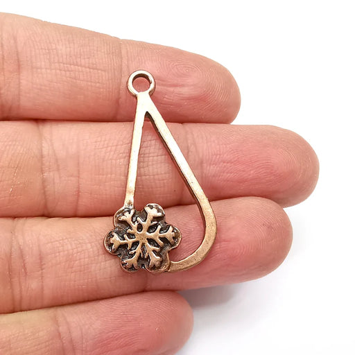 Snow Flake Chams, Drop Charms, Winter, Antique Copper Plated Charms (39x21mm) G34961