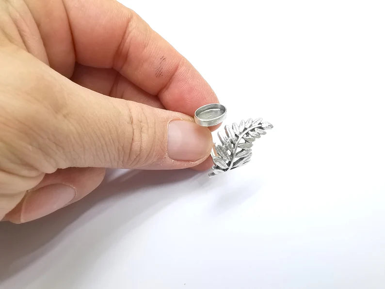 Fern Ring Setting, Cabochon Blank, Resin Bezel, Leaf Mounting, Epoxy Frame Base, Adjustable Antique Silver Plated Brass 11x8mm G34994