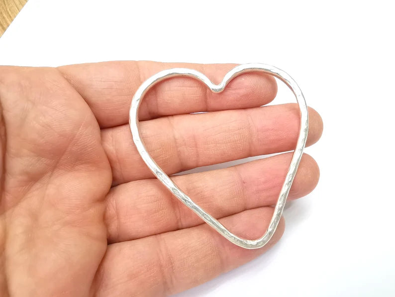 Big Heart Pendant, Large Heart, Hollow Heart Earring, Heart Frame, Heart Locket, Heart Medallion, Antique Silver Plated Metal 66x61mm G34999