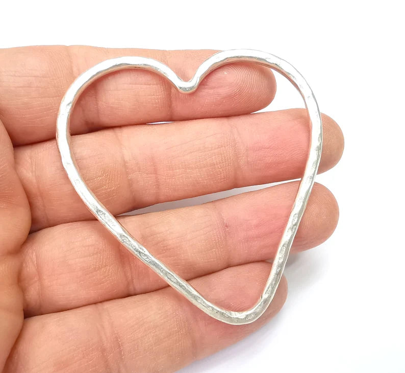 Big Heart Pendant, Large Heart, Hollow Heart Earring, Heart Frame, Heart Locket, Heart Medallion, Antique Silver Plated Metal 66x61mm G34999