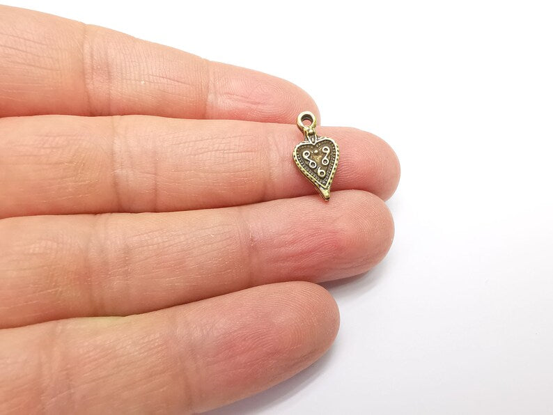 10 Bronze Heart Charms, Mystic Charms, Baroque Charms, Ethnic Earring Component, Rustic Necklace Parts, Antique Bronze Plated 17x8mm G35021