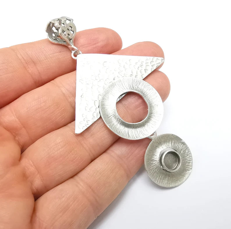 Silver Pendant Blank, Cabochon Bezel, Locket Pendant Base, inlay Mountings, Resin Necklace, Antique Silver Plated Brass (8mm blank) G35027