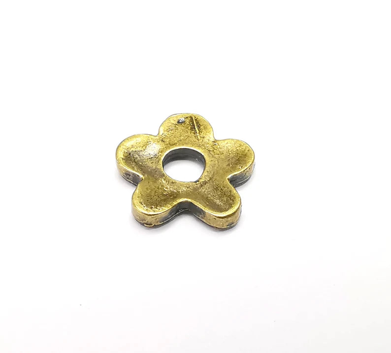 4 Bronze Flower Charms, Daisy Charms, Hollow Follow Charms, Bronze Connector, Necklace Parts, Antique Bronze Plated 14mm G35031