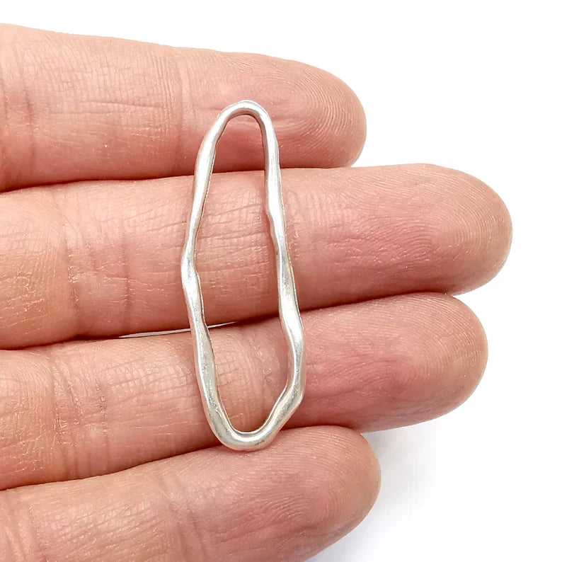 2 Oval Connector, Oval Jewelry Parts, Silver Bracelet Component, Antique Silver Findings, Antique Silver Plated Metal (42x14mm) G35037