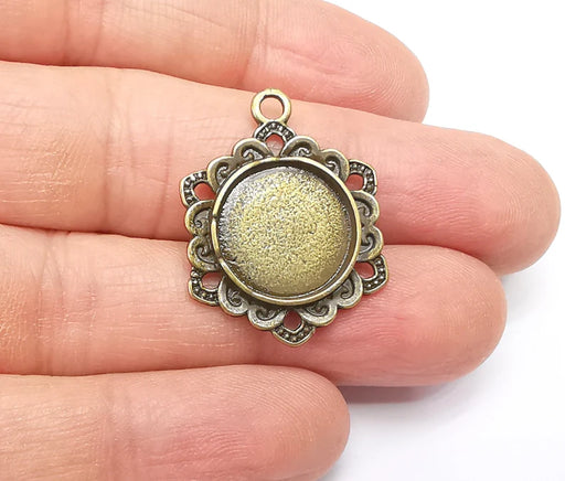 10 Bronze Pendant Blank, Cabochon Bezel, Pendant Frame, inlay Mountings, Resin Necklace Base, Antique Bronze Plated Metal 14mm blank G35040