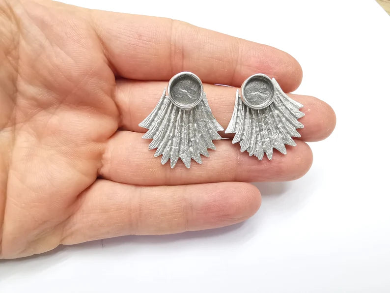 Silver Earring Base, Earring Blank, Ear Settings Bezel, Resin Blank, Cabochon Mountings, Antique Silver Plated Brass (10mm blanks) G35045