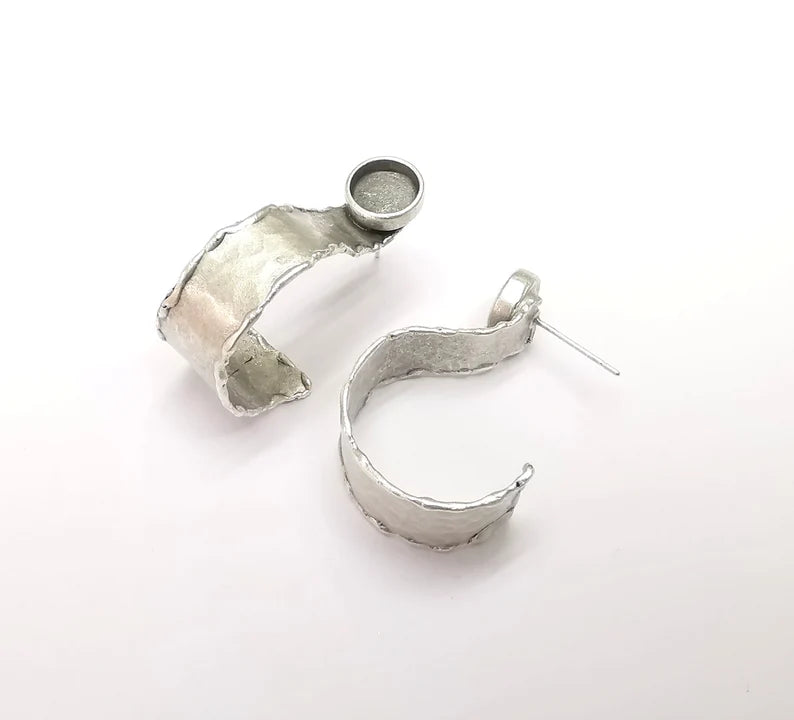 Silver Earring Base, Earring Blank, Ear Settings Bezel, Resin Blank, Cabochon Mountings, Antique Silver Plated Brass (8mm blanks) G35046