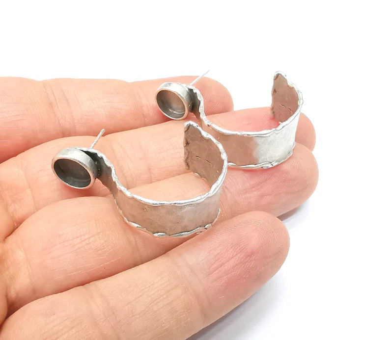 Silver Earring Base, Earring Blank, Ear Settings Bezel, Resin Blank, Cabochon Mountings, Antique Silver Plated Brass (8mm blanks) G35046