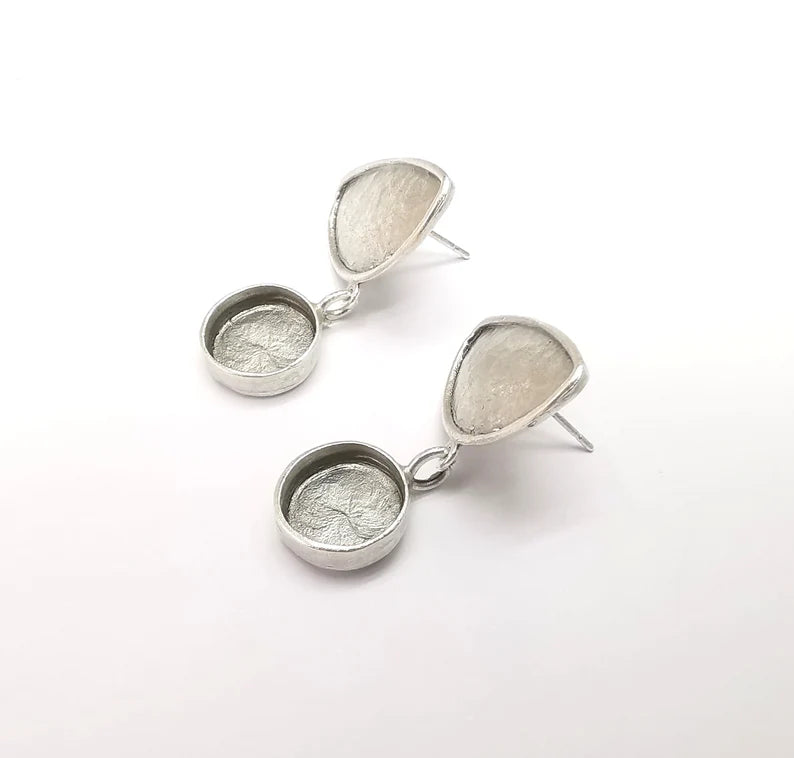 Silver Earring Base, Earring Blank, Ear Settings Bezel, Resin Blank, Cabochon Mountings, Antique Silver Plated Brass (10mm blanks) G35048
