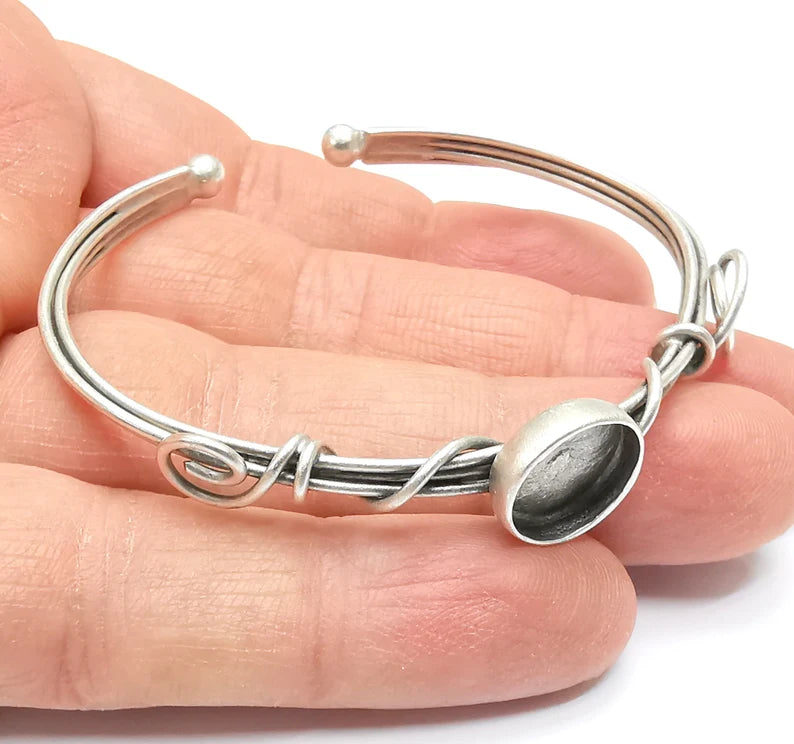 Wire Wrapped Bracelet Bezel, Wrap Cuff Resin Blank, Wristband Base, Cabochon Mountings, Adjustable Antique Silver Plated Brass (12mm) G34863