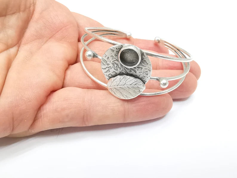 Leaf Wire Wrapped Bracelet, Bangle Bracelet Bezel, Cuff Resin Blank, Wristband Cabochon Base, Adjustable Antique Silver Brass (8mm) G34867
