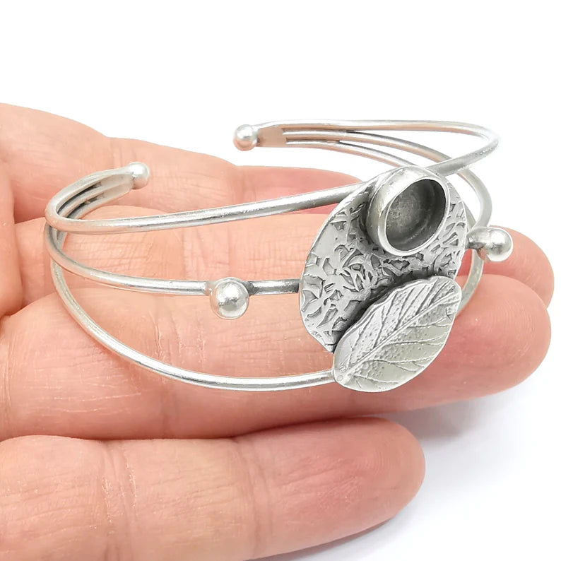 Leaf Wire Wrapped Bracelet, Bangle Bracelet Bezel, Cuff Resin Blank, Wristband Cabochon Base, Adjustable Antique Silver Brass (8mm) G34867