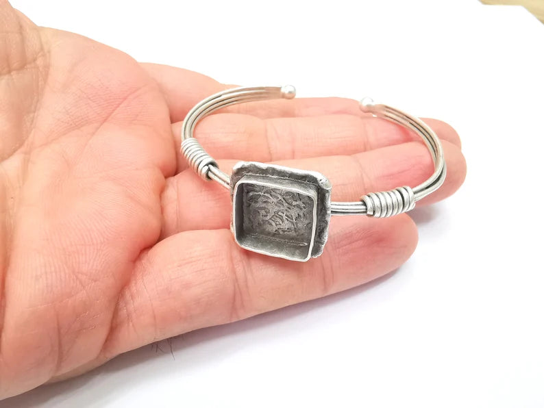 Wire Wrapped Bracelet, Bangle Bracelet Bezel, Wrap Cuff Resin Blank, Wristband Cabochon Base, Adjustable Antique Silver Brass (15mm) G34870