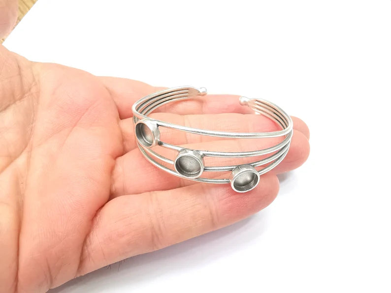 Round Wire Wrapped Bracelet, Bangle Bracelet Bezel, Cuff Resin Blank, Wristband Cabochon Base, Adjustable Antique Silver Brass (8mm) G34871