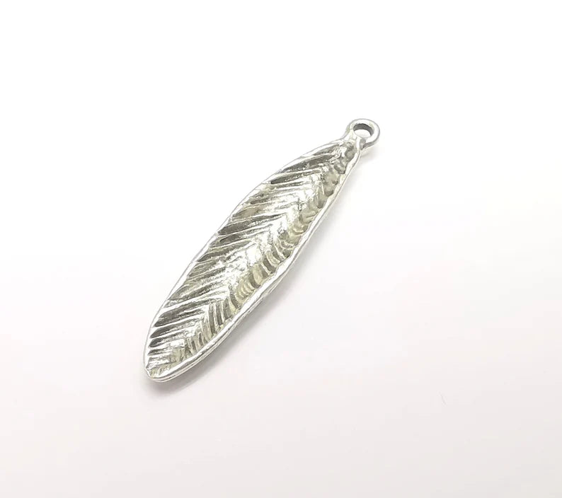 2 Feather Charms, Boho Charms, Leaf Charms, Dangle Earring Charms, Silver Pendant, Necklace Parts, Antique Silver Plated 40x8mm G35072